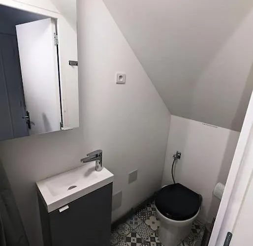 Апартаменты Calme - Proche Zenith Кан